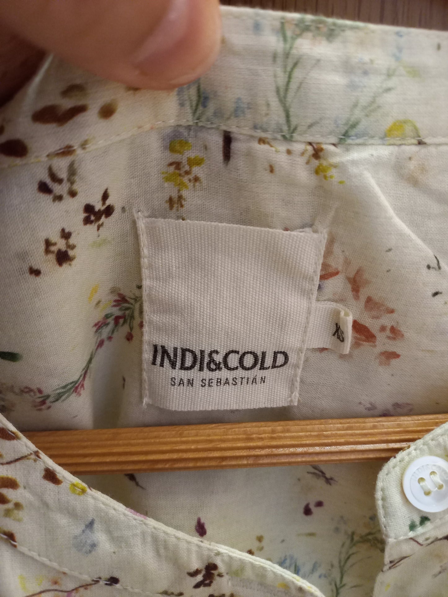 Blusa estampada Indi and cold