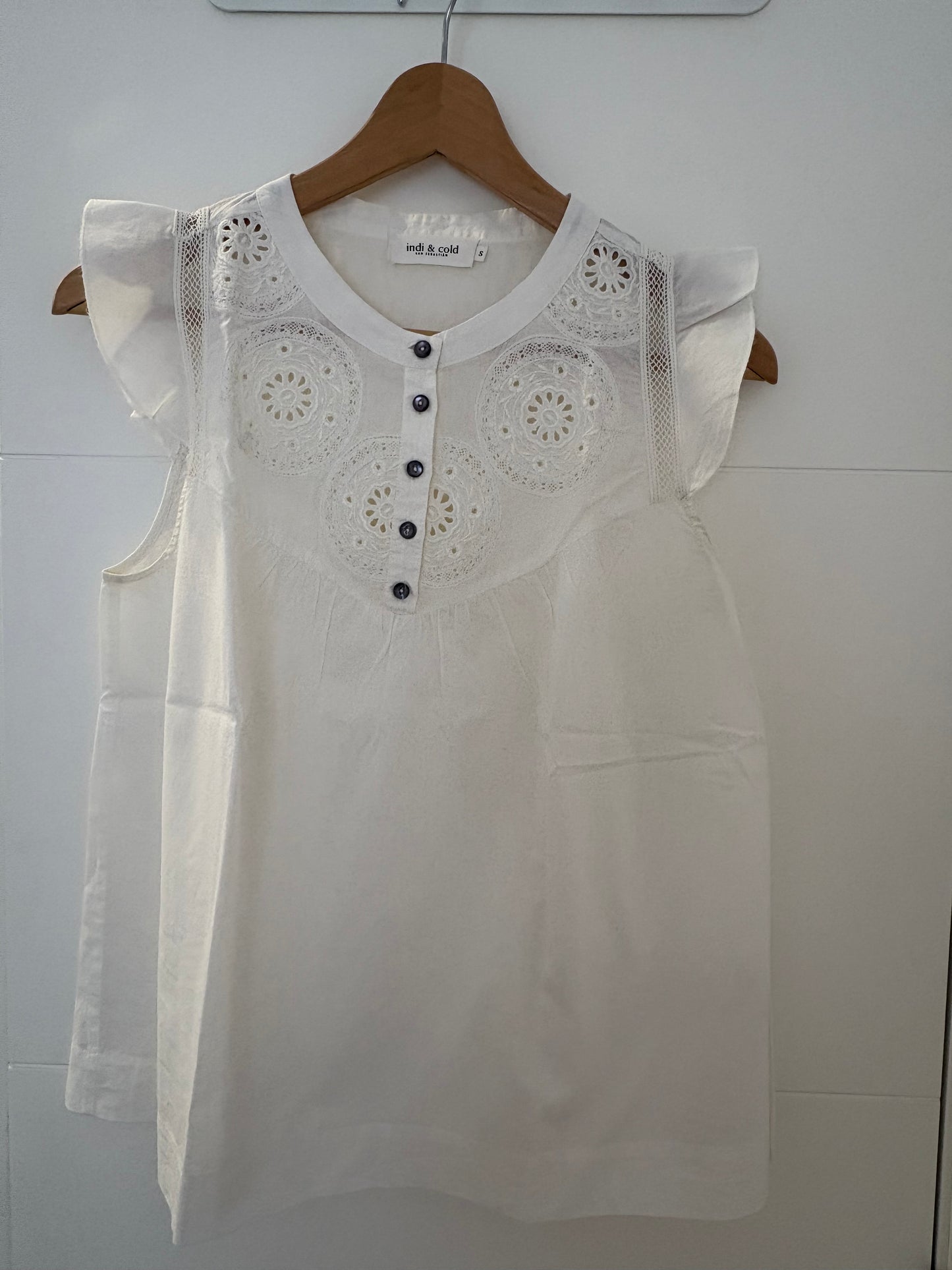 Camisa romántica