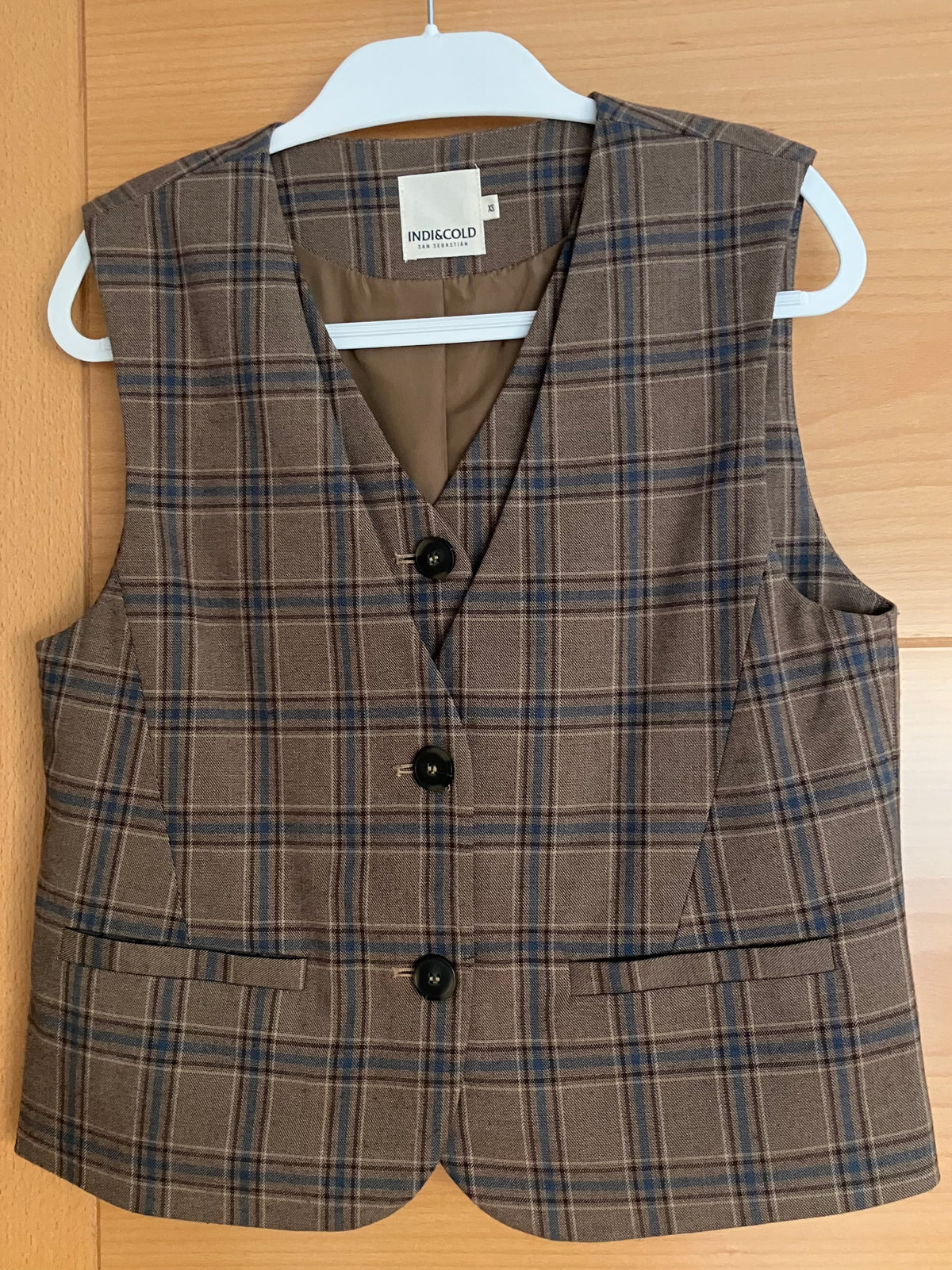 Checked vest