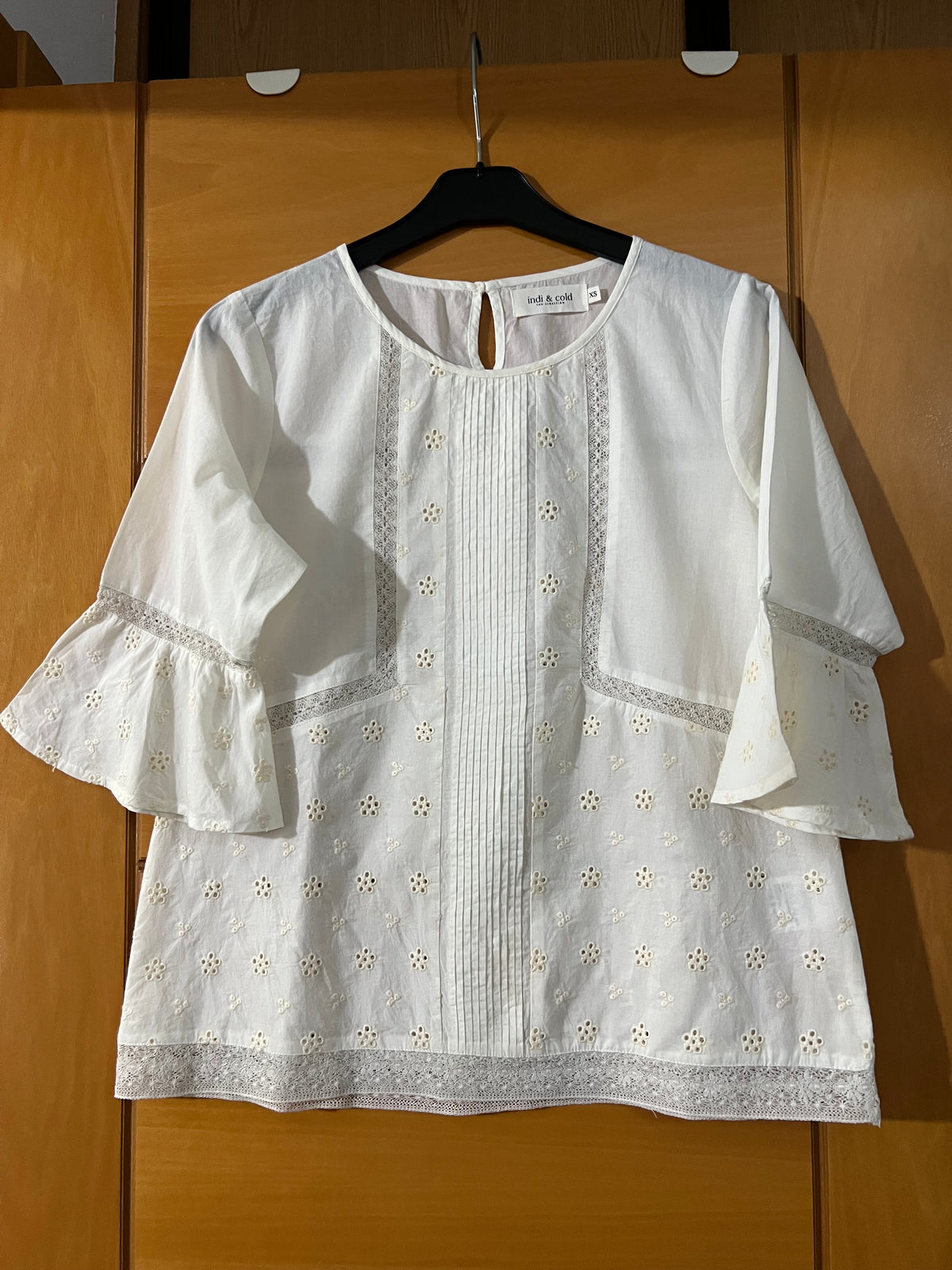 Cream blouse XS