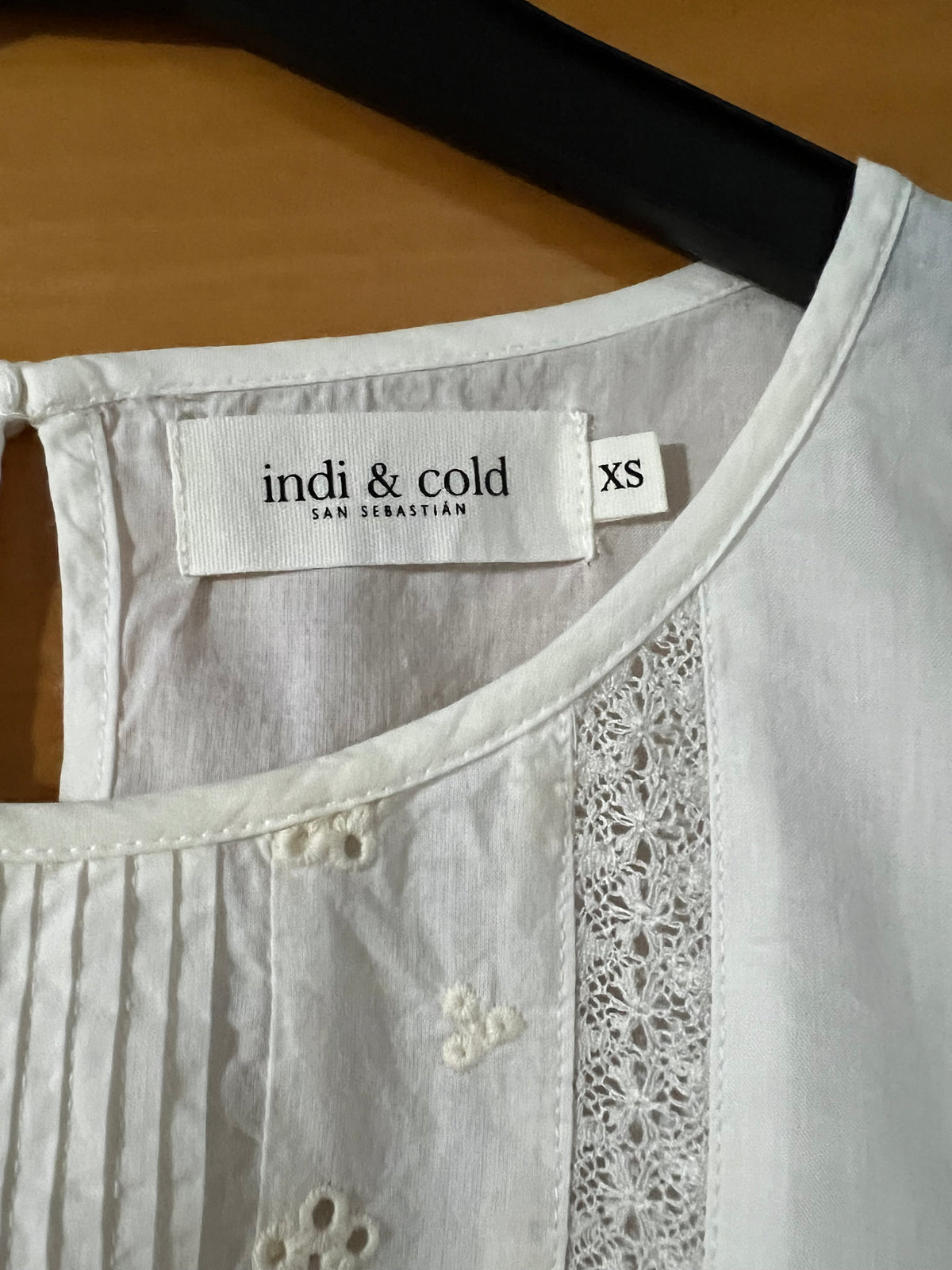 Cream blouse XS