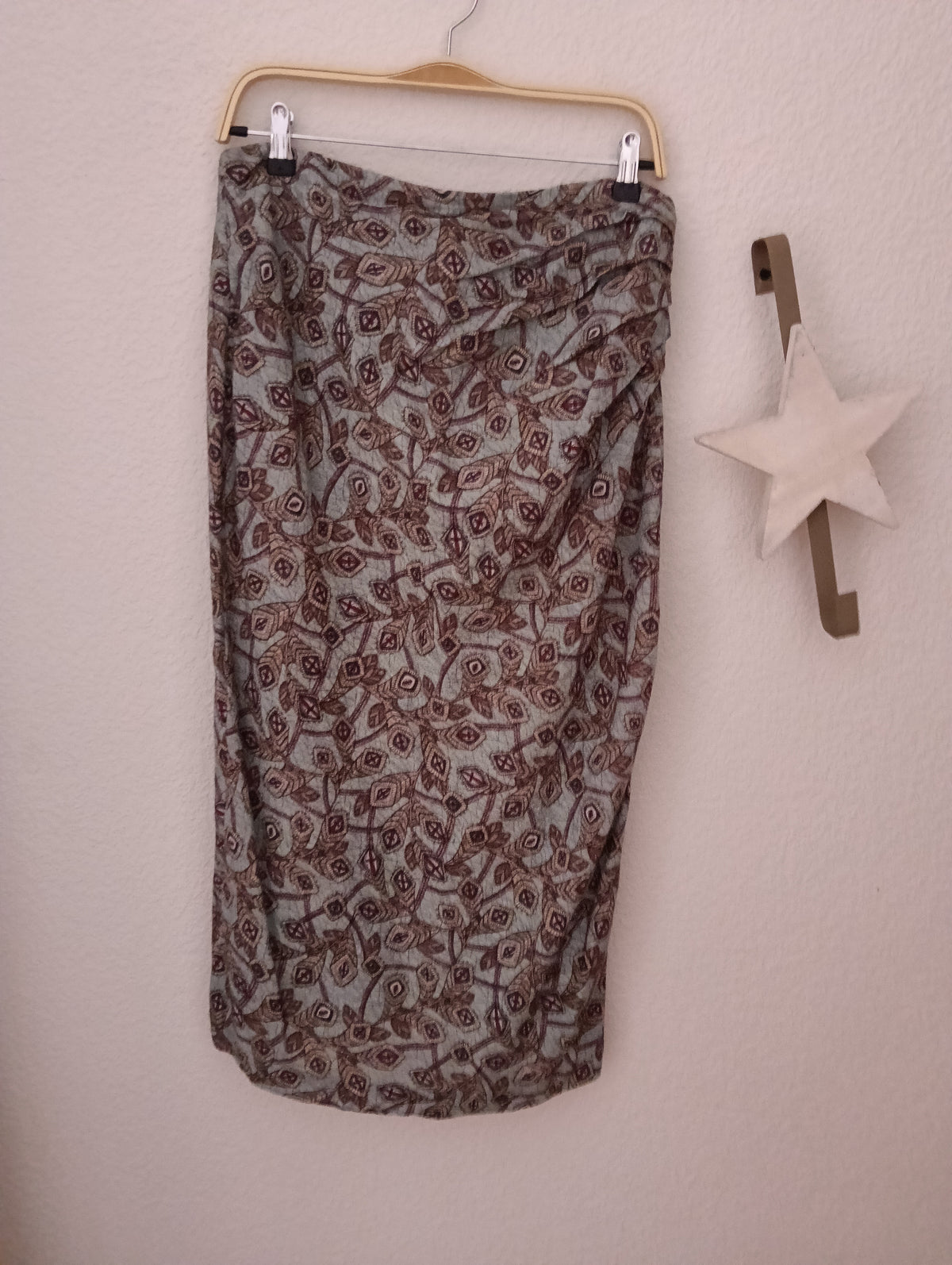Pencil skirt
