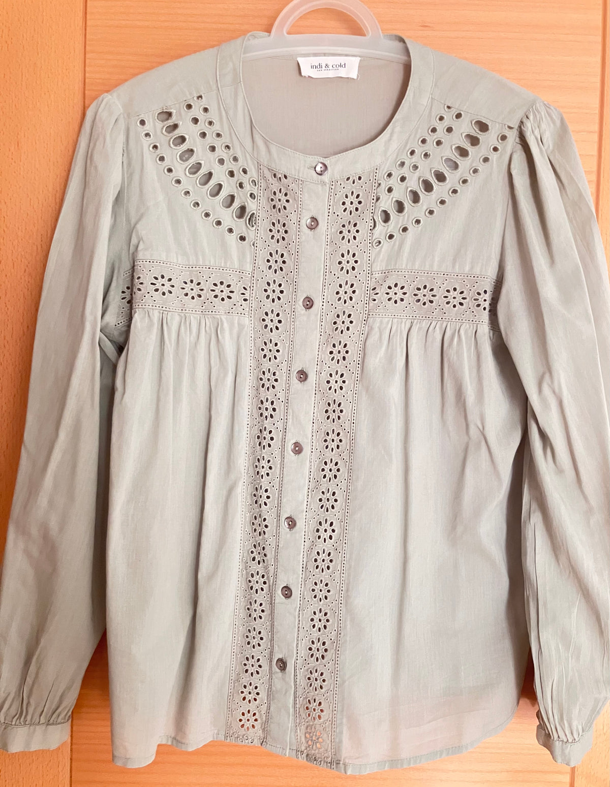 Green cut-out shirt