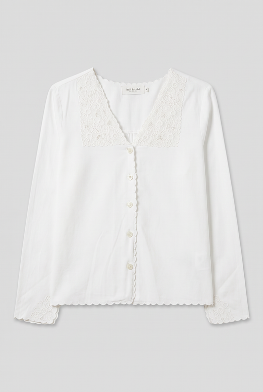 Camisa romantica con bordados