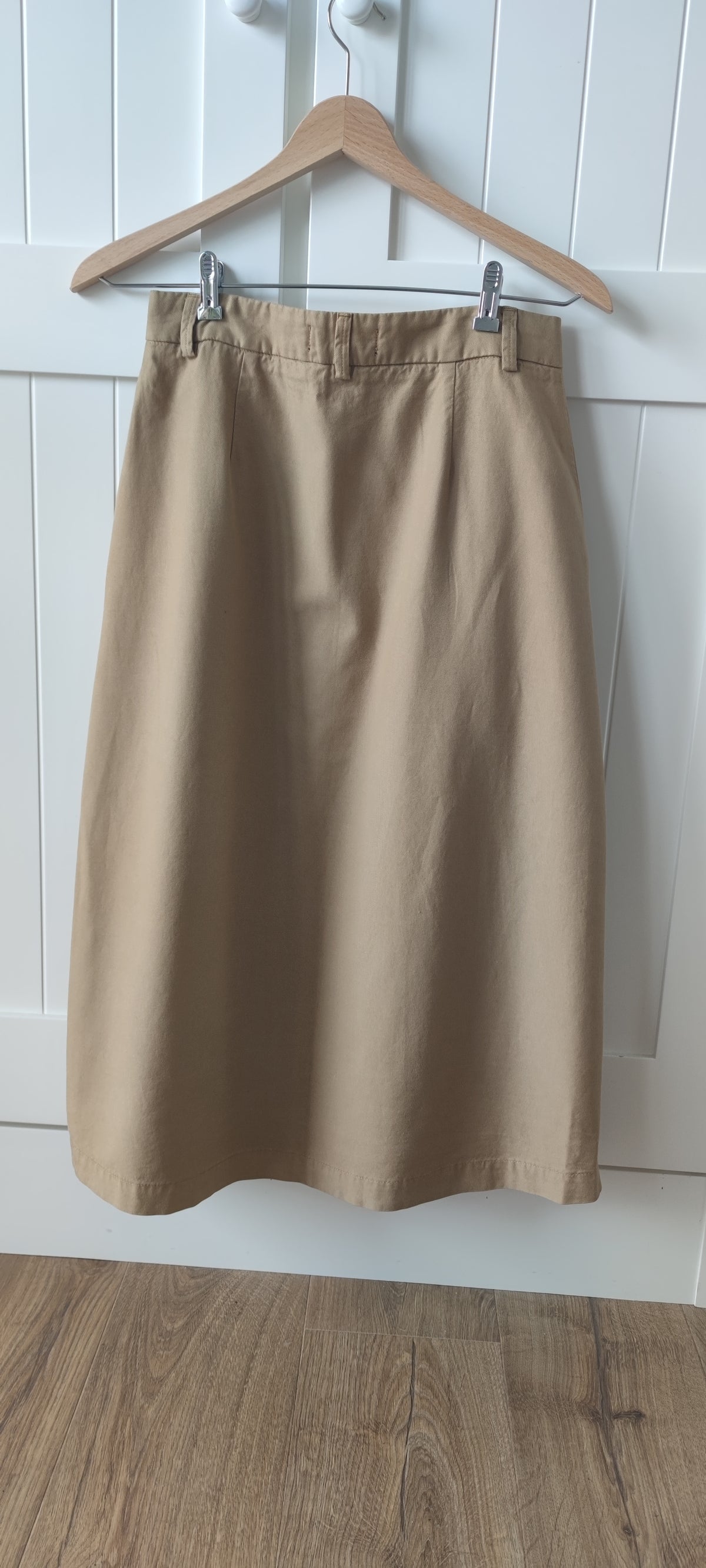 Camel skirt