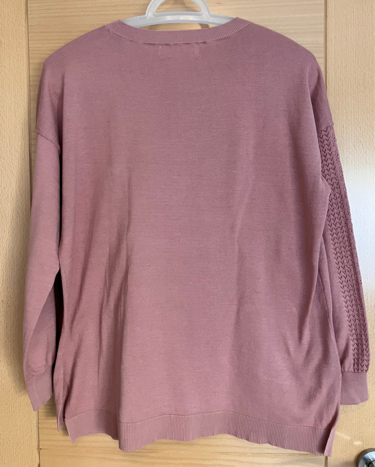 Jersey fino calados mangas