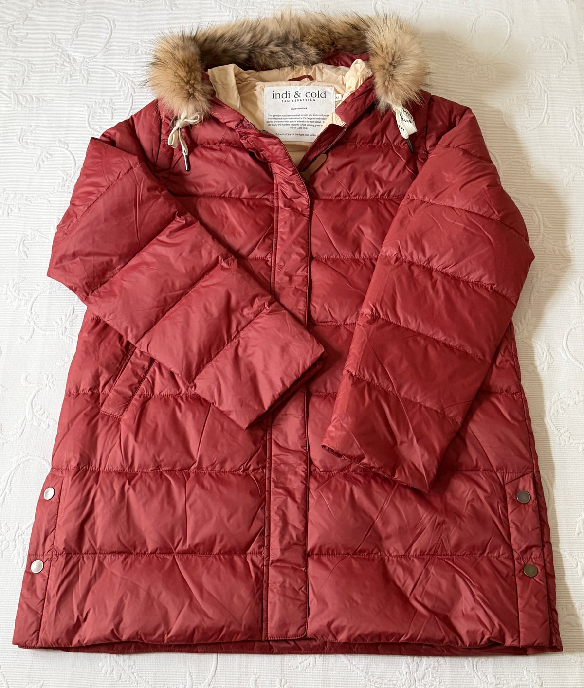 Doudoune multifonction en duvet couleur cerise
