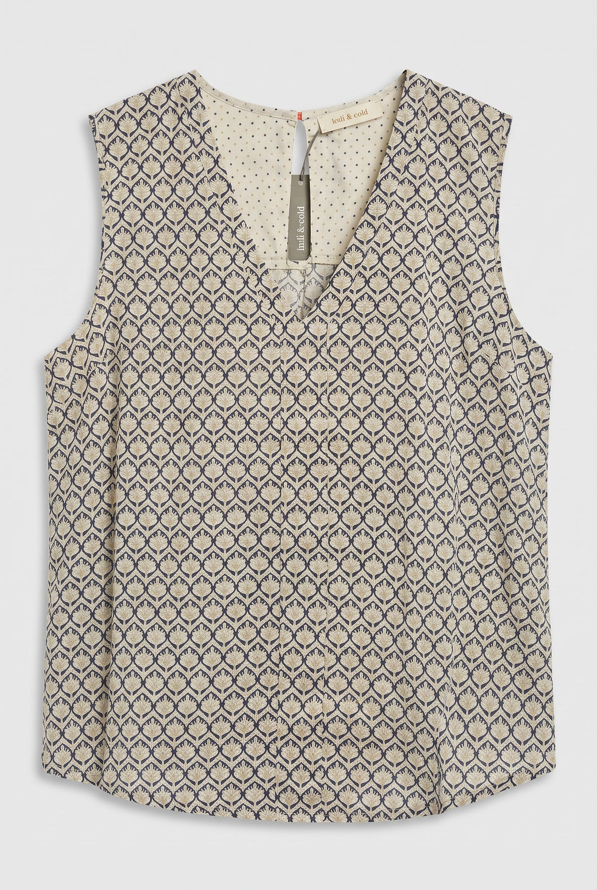 Sleeveless blouse