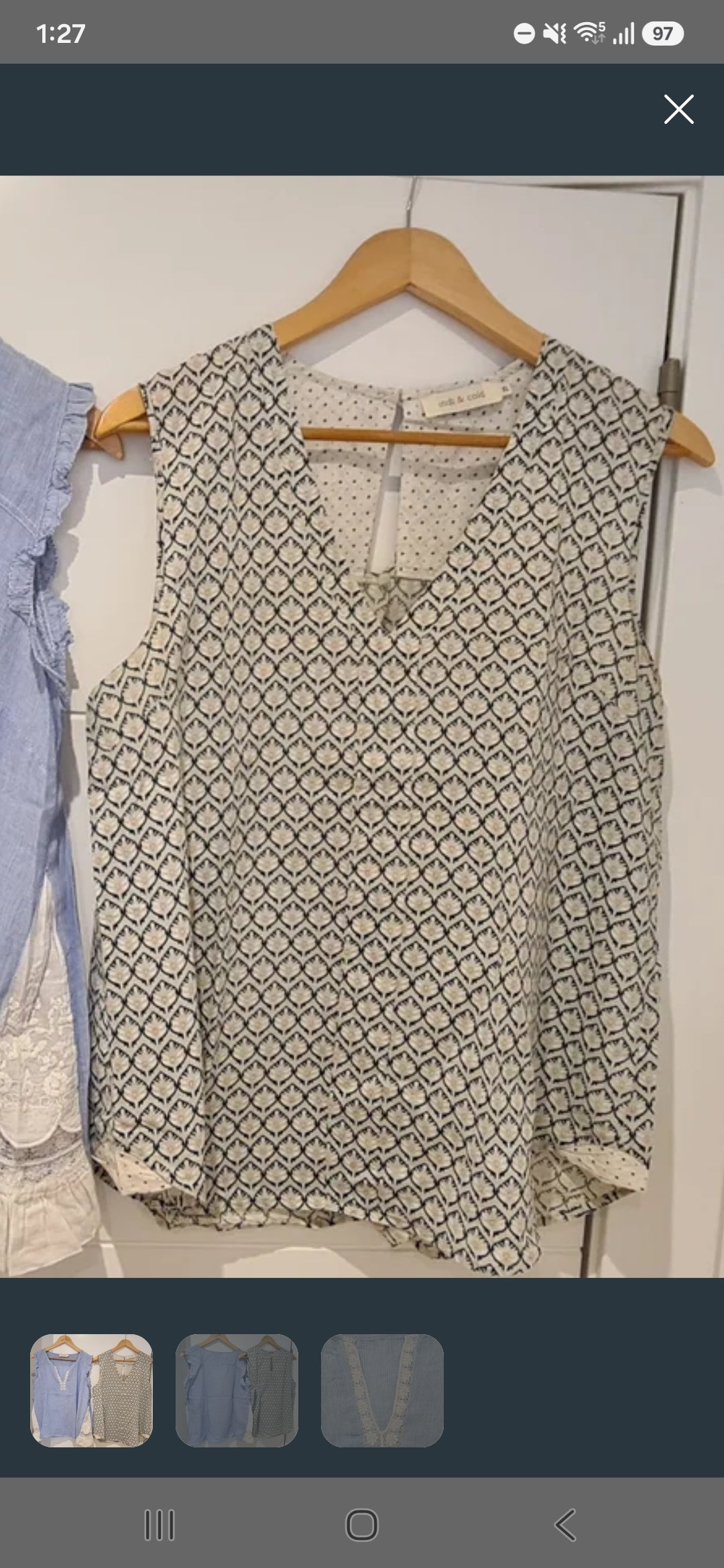 Sleeveless blouse