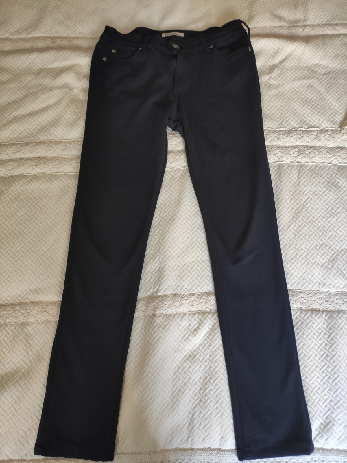 Pantalón negro