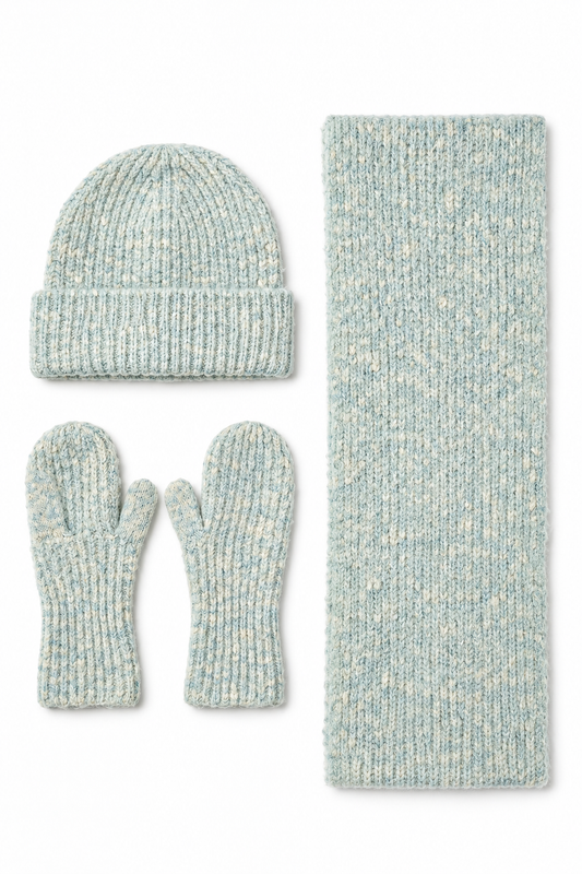Wool set with hat, gloves and scarf