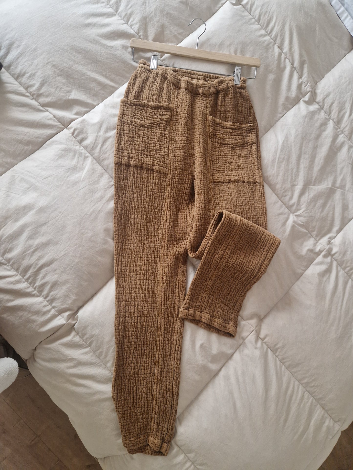 PANTALON EN DOUBLE GAZE DE COTON EFFET USÉ - COLLECTION TERRA