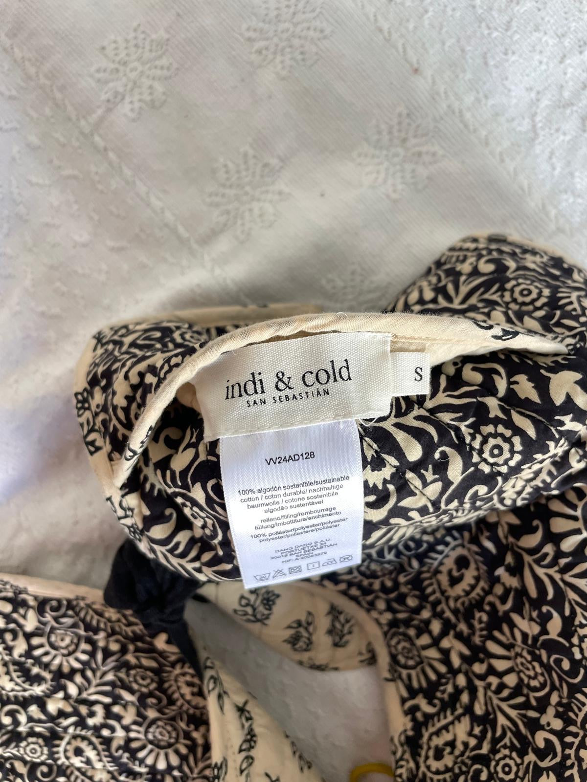 REVERSIBLE PADDED VEST