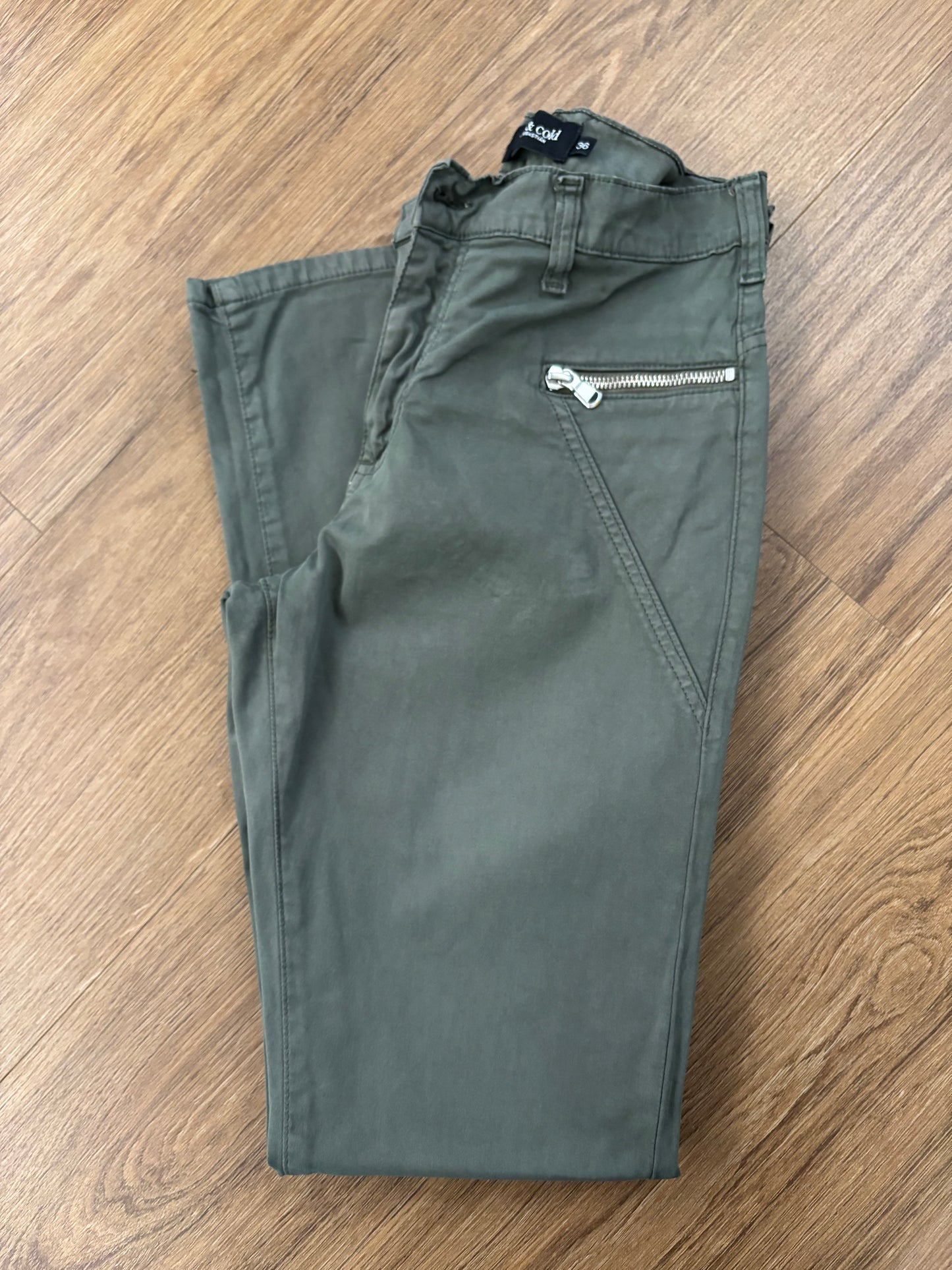 Pantalon zippé