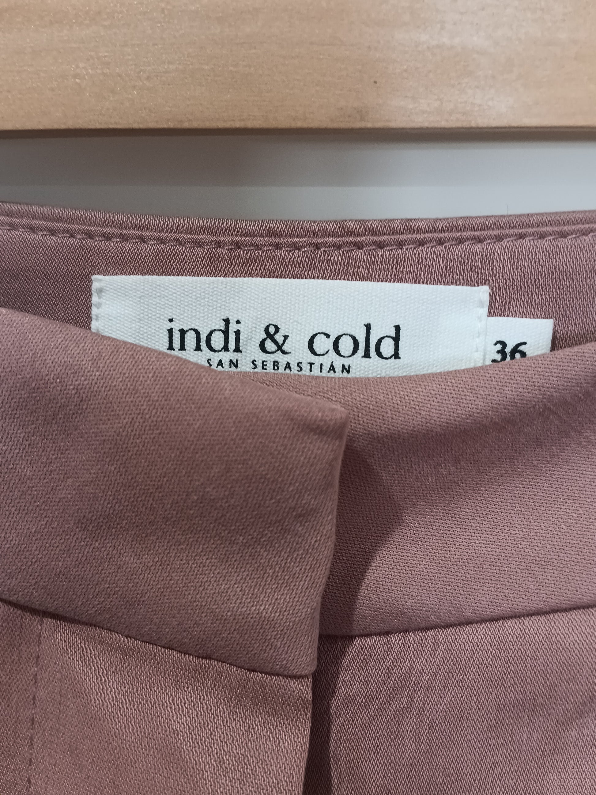 second_hand