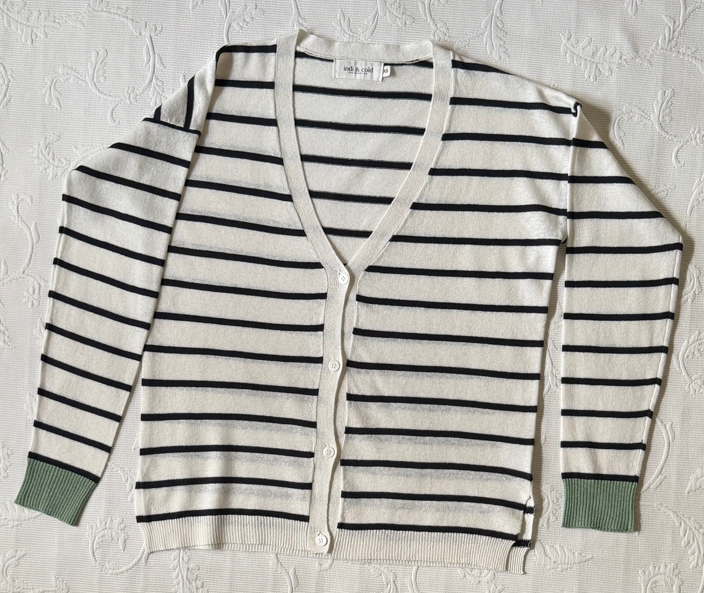 Chaqueta marinera con detalle verde en puños