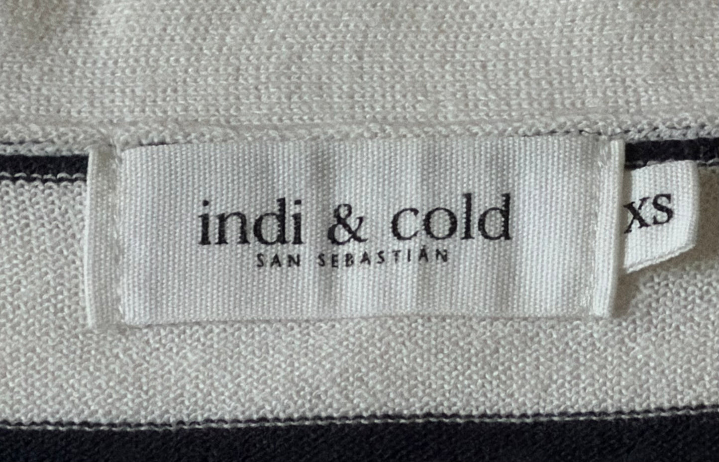 Chaqueta marinera con detalle verde en puños