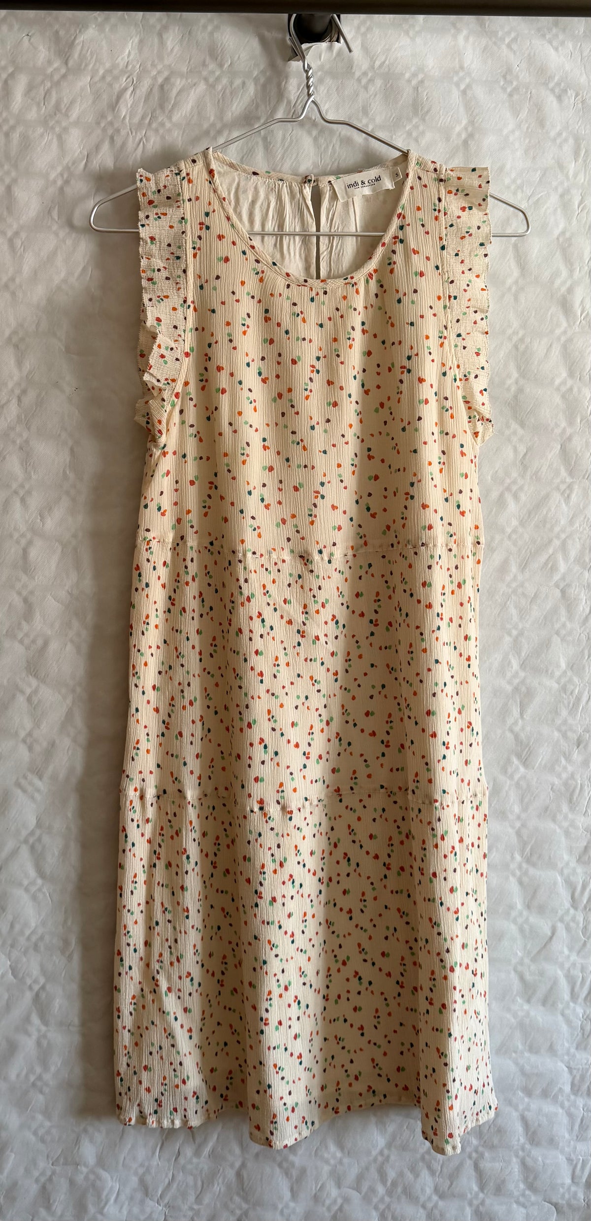 Vestido beige estampado topitos de colores