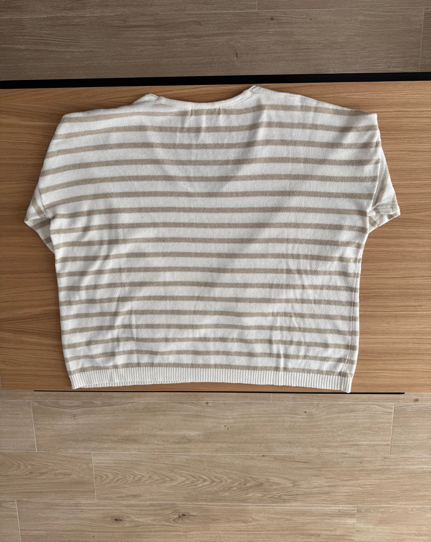 Pull à rayures beige