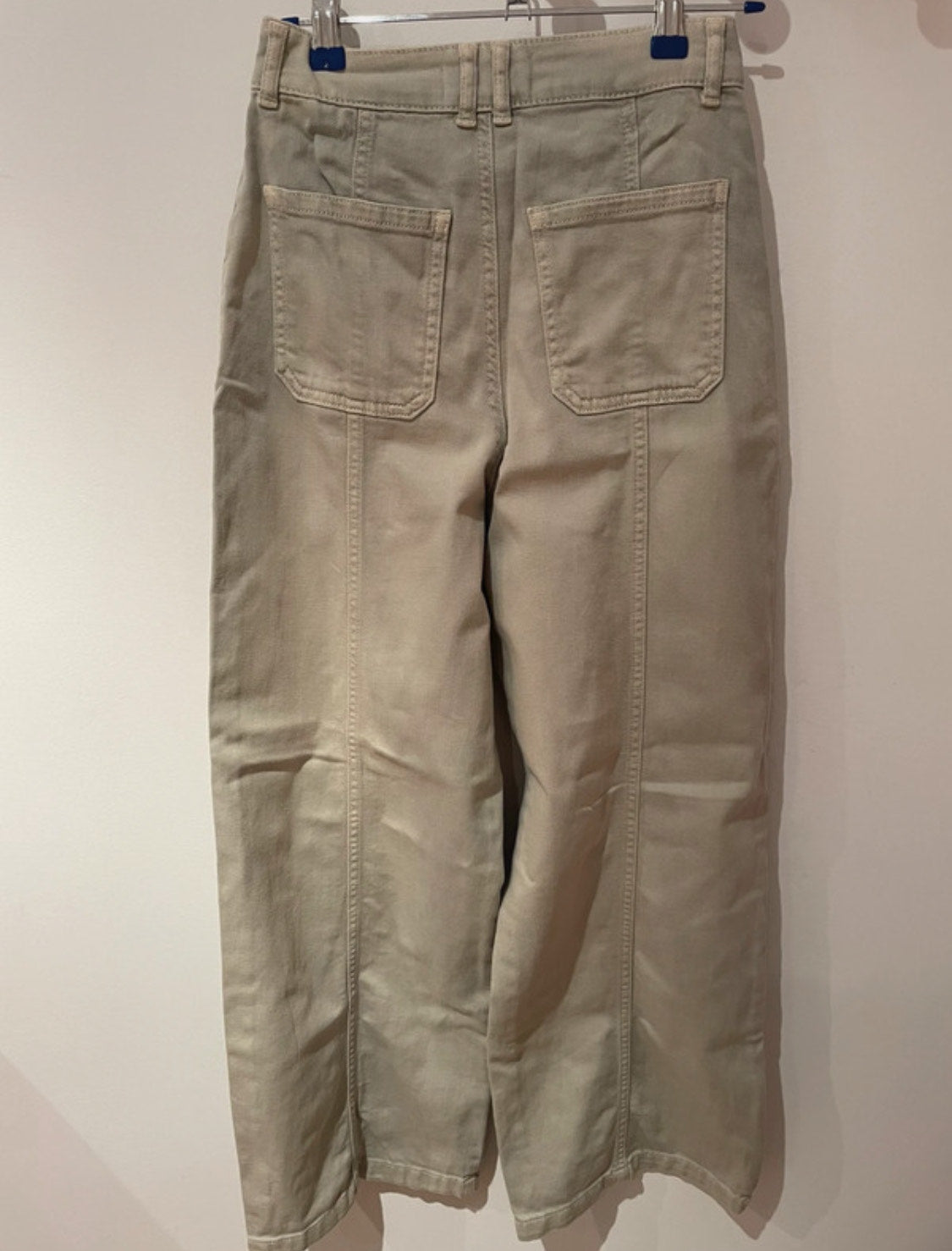 PANTALÓN CARGO CROP