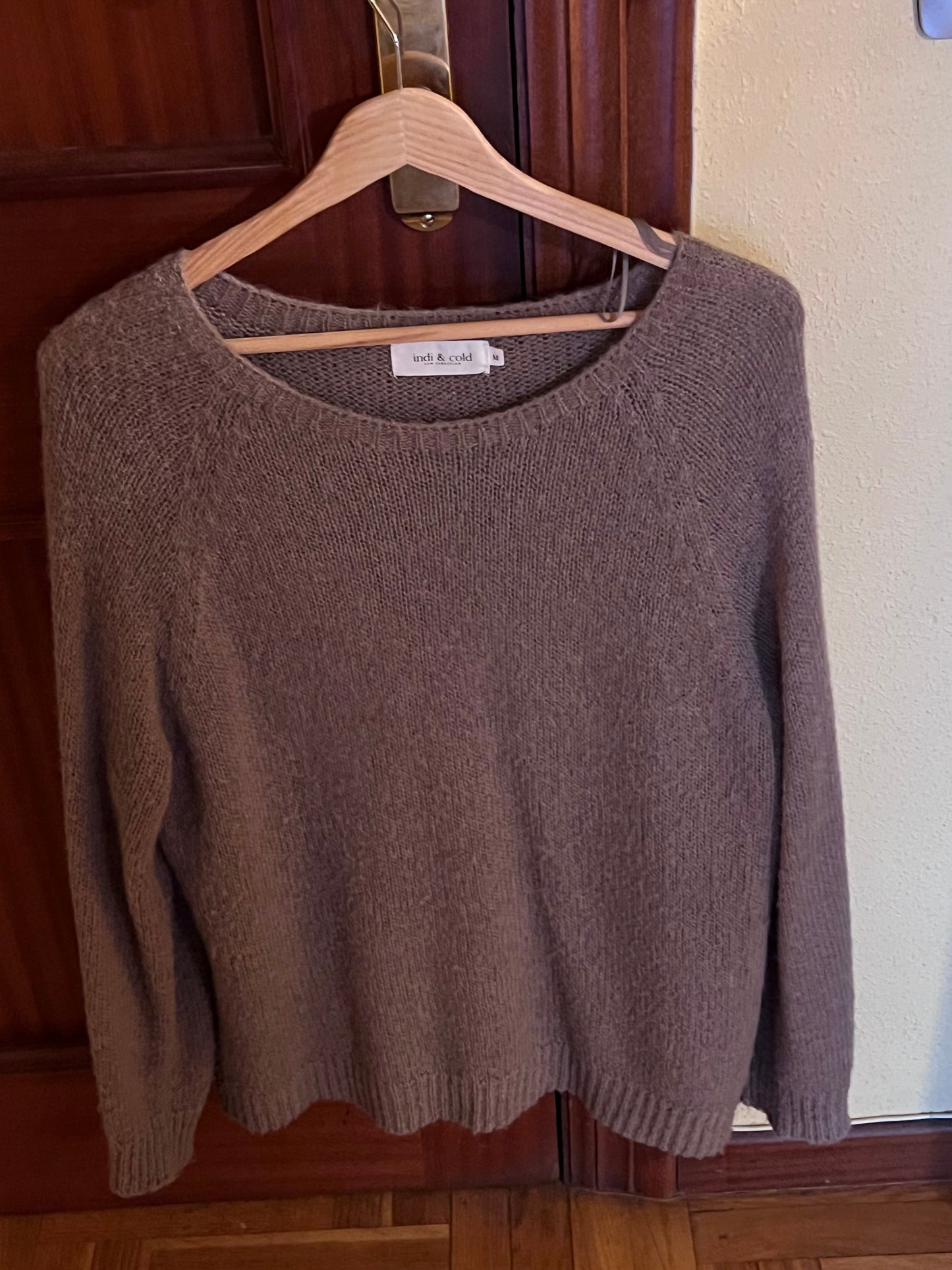 ALPACA KNIT SWEATER