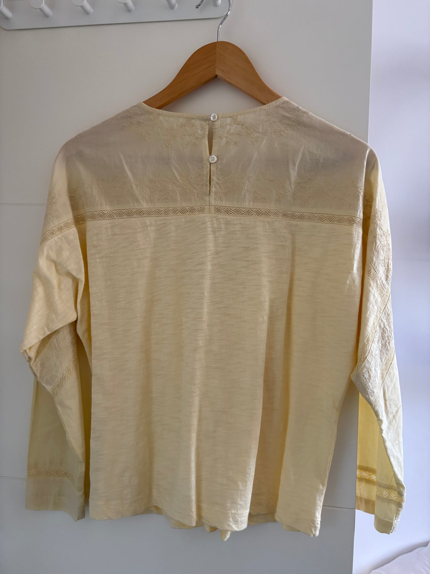 CAMISETA COMBINADA MANGAS