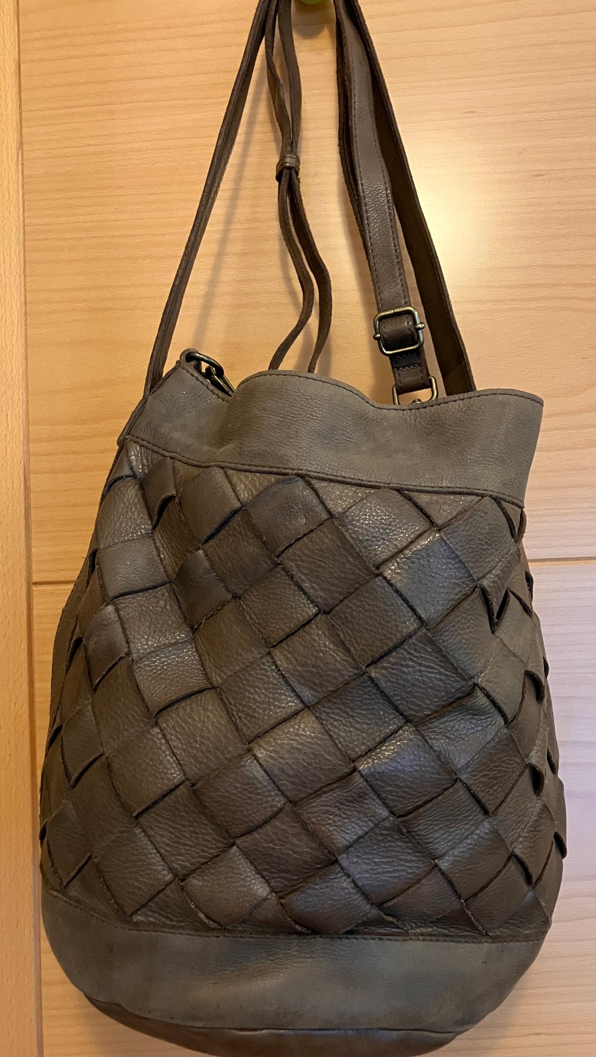 BOLSO TRENZADO MAXI BILL