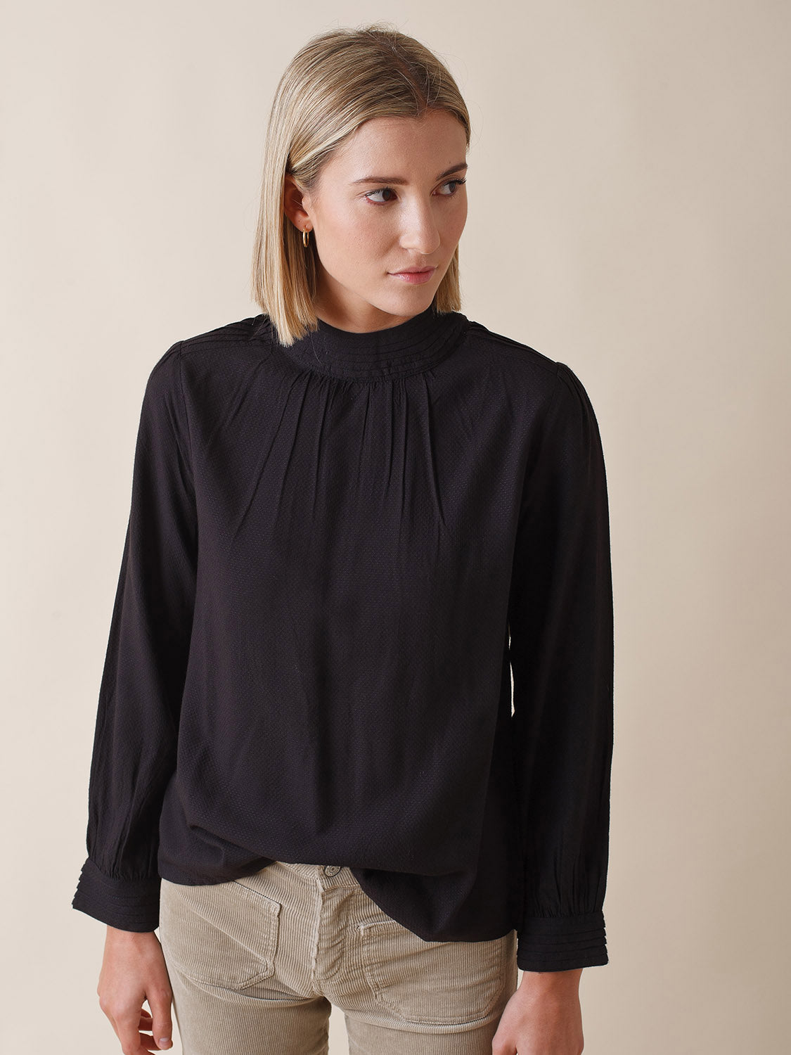 CAMISA MULTIPOSICIÓN VISCOSA