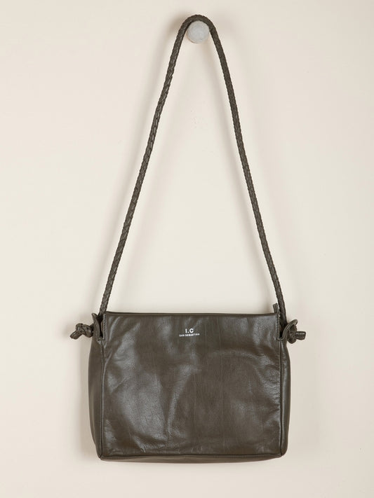 BOLSO NAPA BANDOLERA CON ASA TRENZADA
