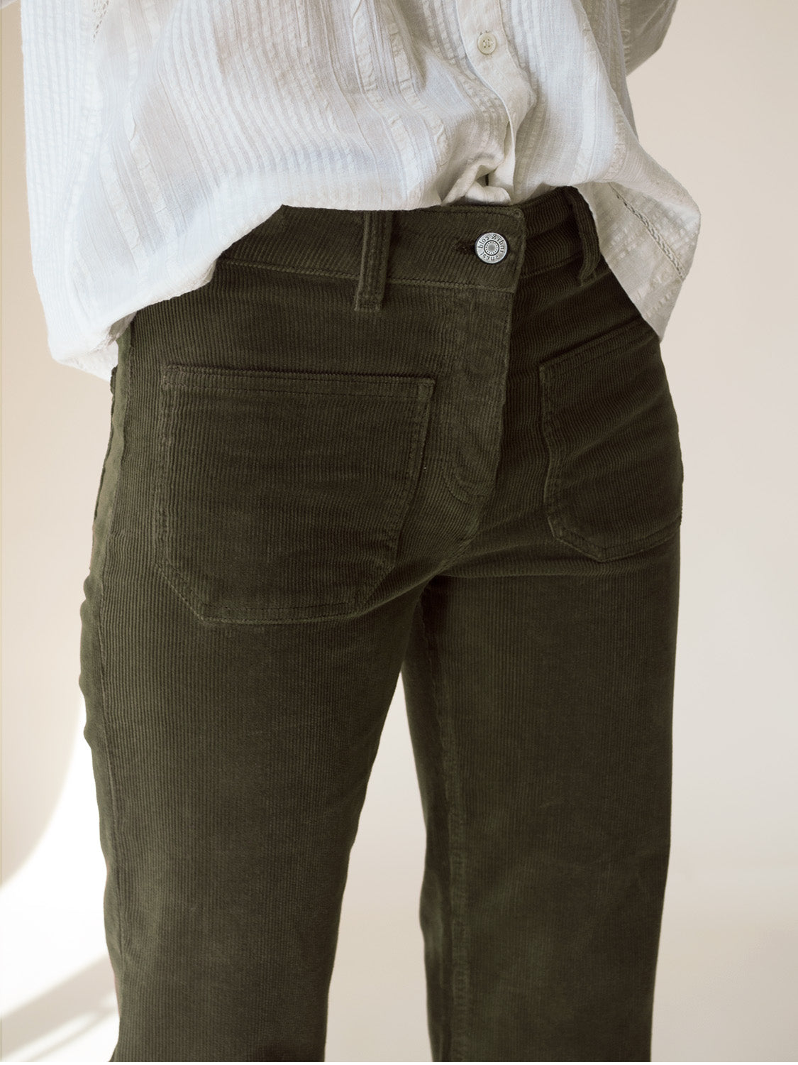 PANTALÓN PANA ACAMPANADO