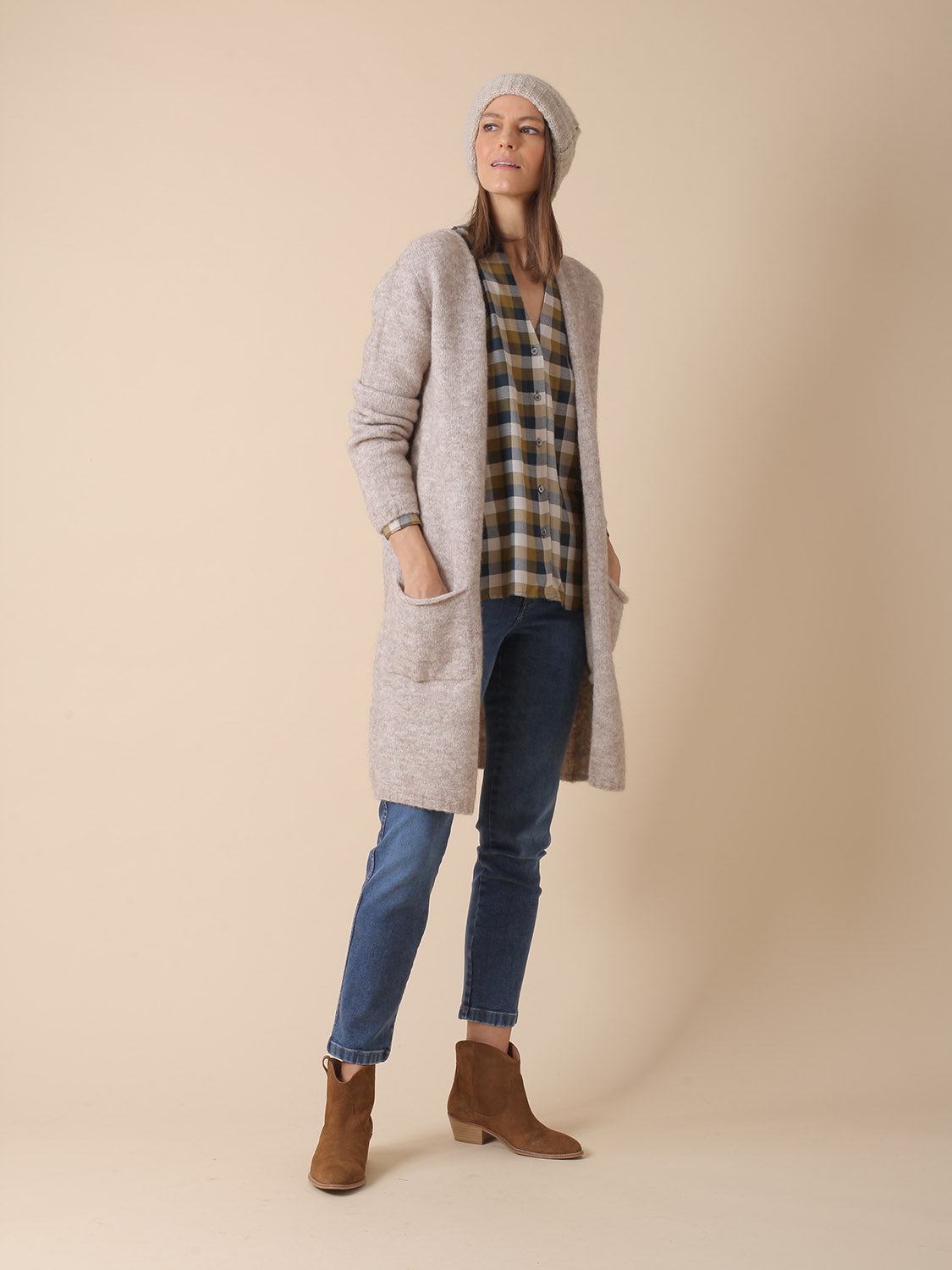 CHAQUETA LARGA CON ALPACA