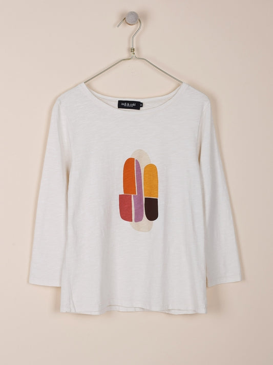 CAMISETA CON ESTAMPADO POSICIONAL