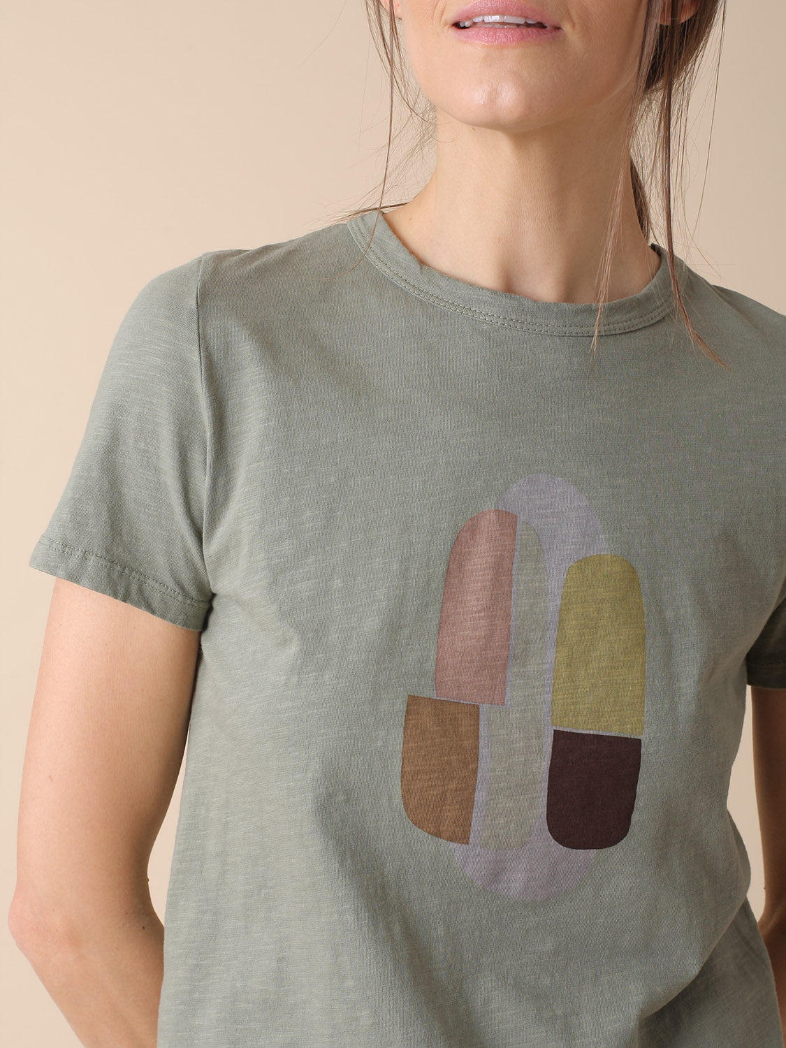 CAMISETA MANGA CORTA CON ESTAMPADO POSICIONAL