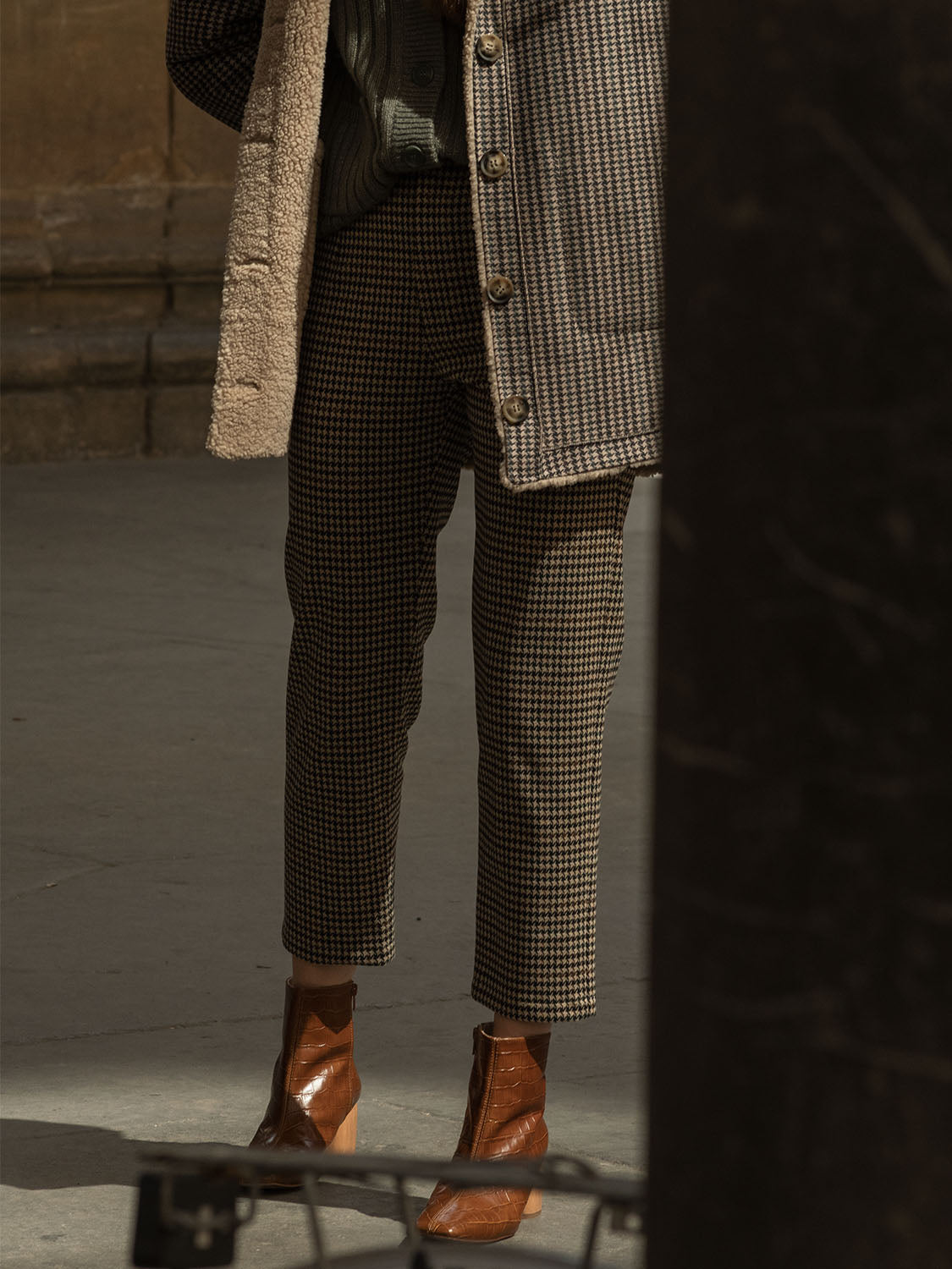 PANTALÓN RECTO EN TEJIDO DE PUNTO