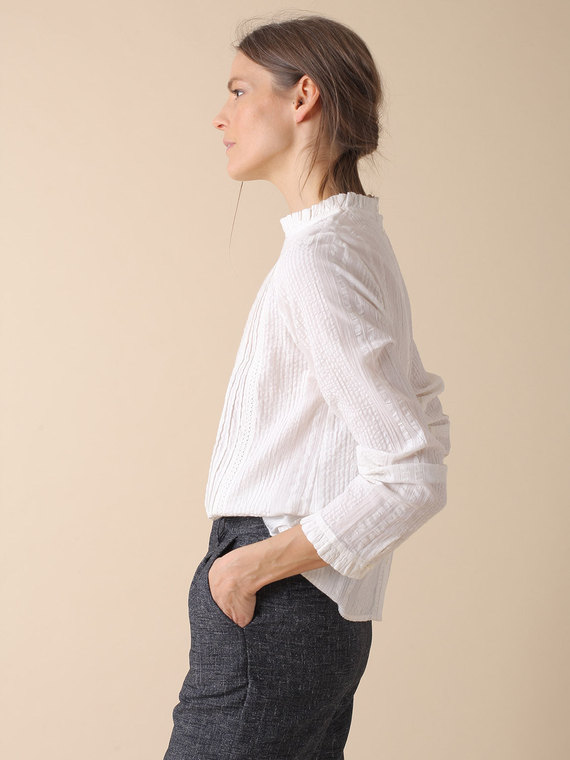BLUSA ROMÁNTICA EN ALGODÓN CON PUNTILLAS