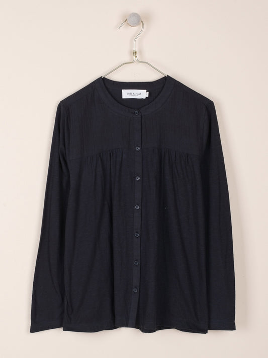 CAMISETA CON BORDADOS