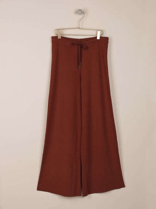 PANTALÓN CROP DE PUNTO