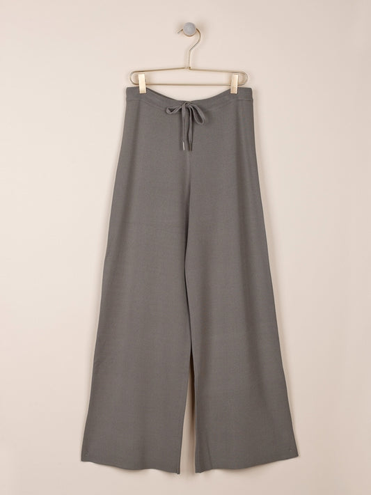 PANTALÓN CROP DE PUNTO