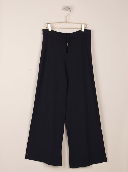 PANTALÓN CROP DE PUNTO