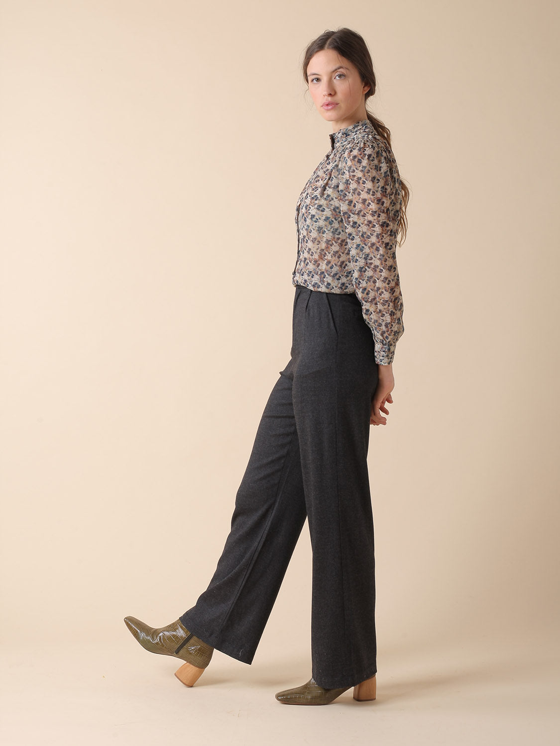 CAMISA MULTIPOSICIÓN ESTAMPADA EN GEORGETE