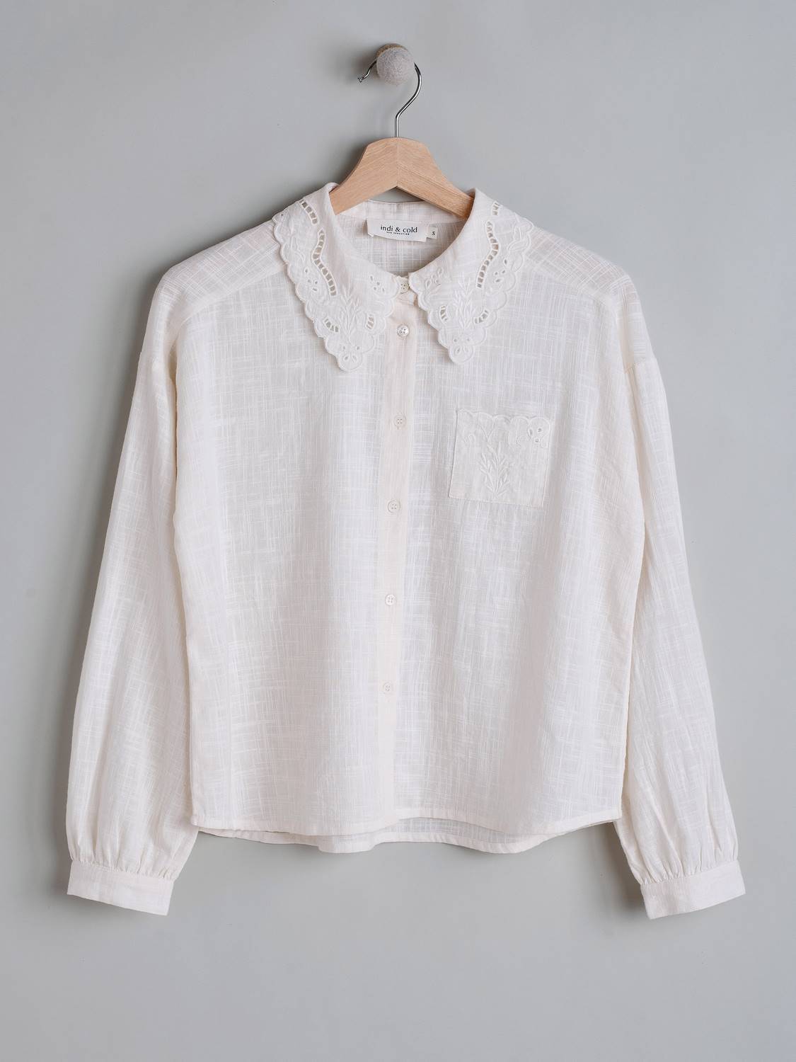 CAMISA CUELLO BORDADO