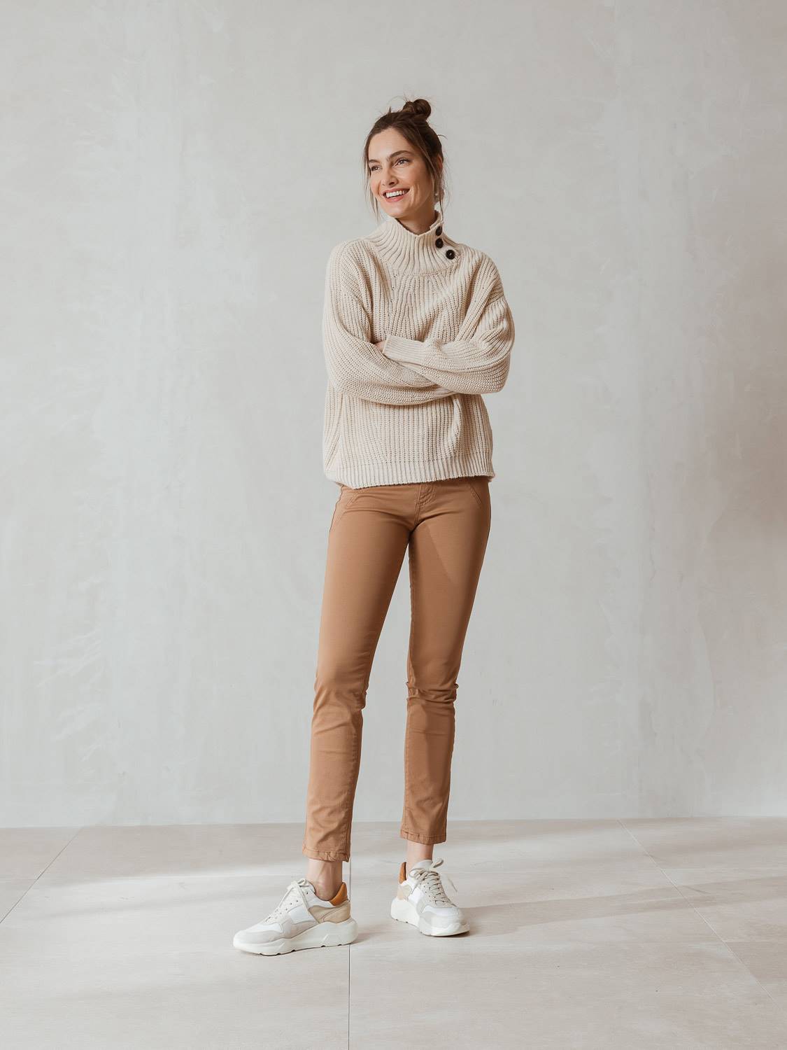 PANTALÓN SLIM ALGODÓN