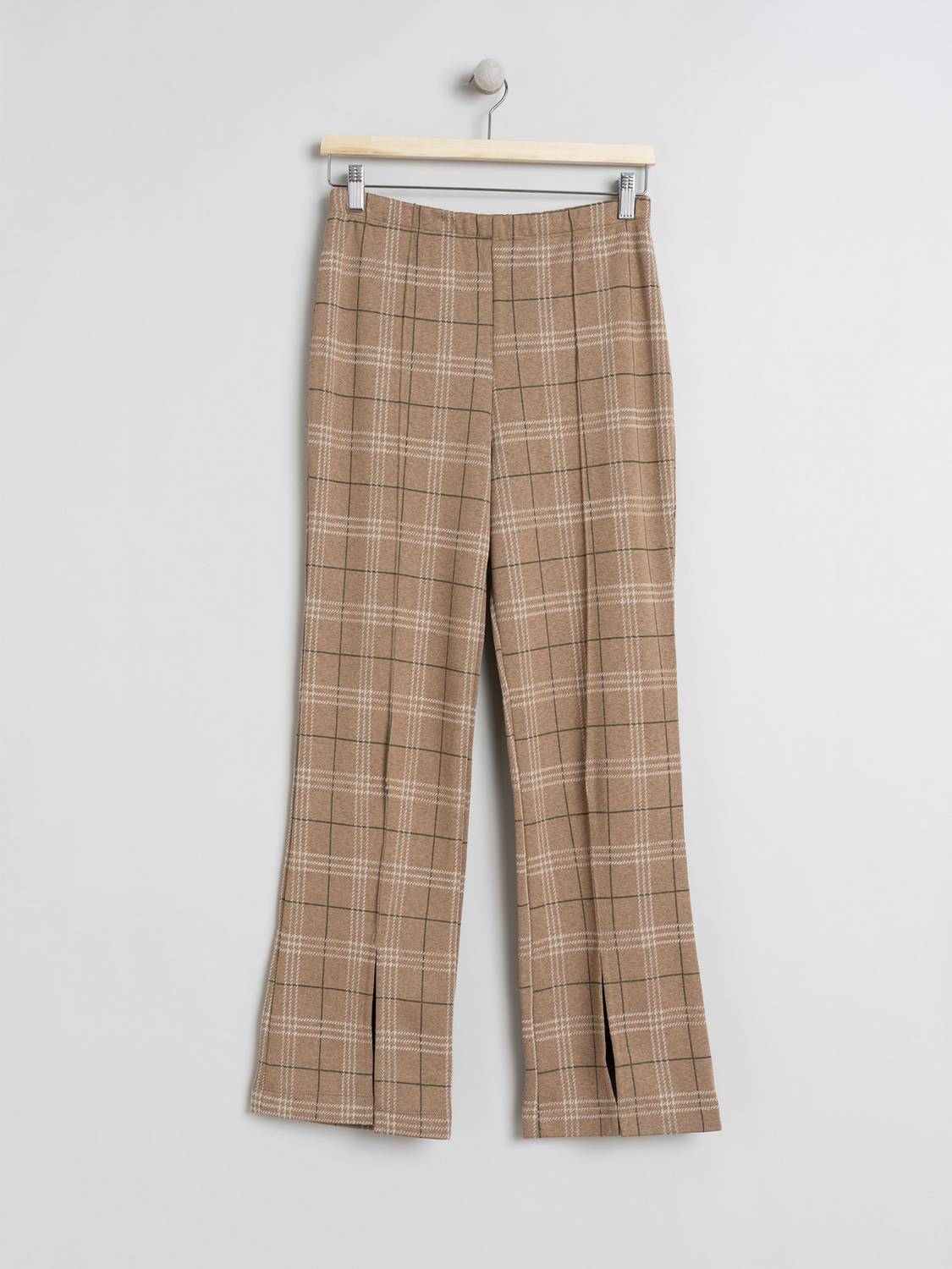 PANTALÓN CUADRO ABERTURAS