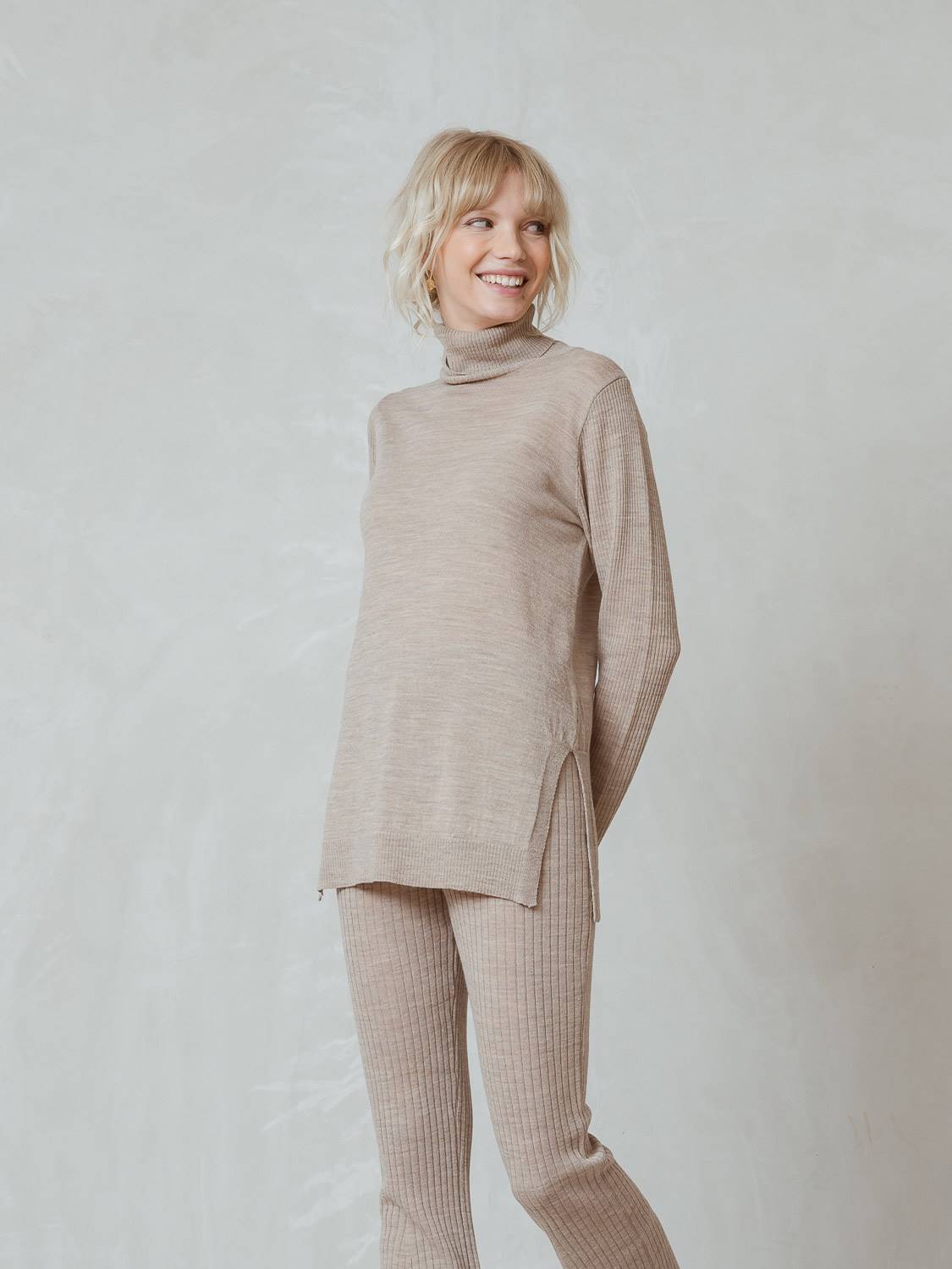 PANTALÓN FLARE CANALÉ
