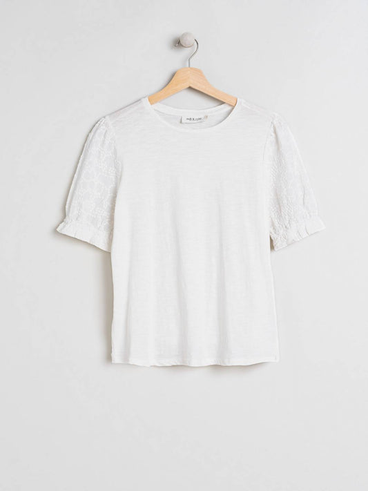 CAMISETA ALGODÓN BORDADO