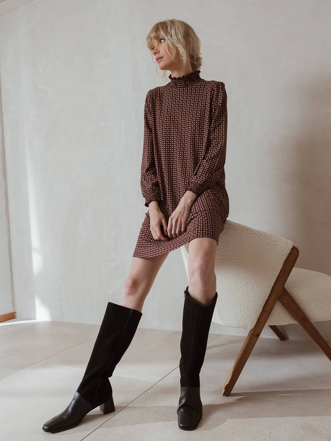 VESTIDO RETRO MINI
