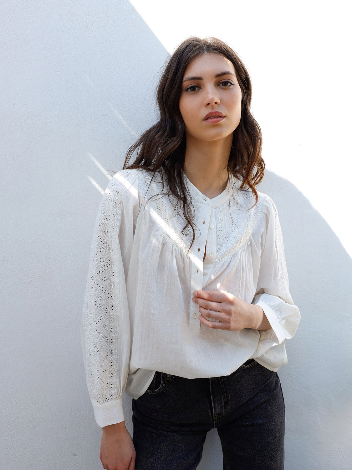 BLUSA ALGODÓN BORDADOS