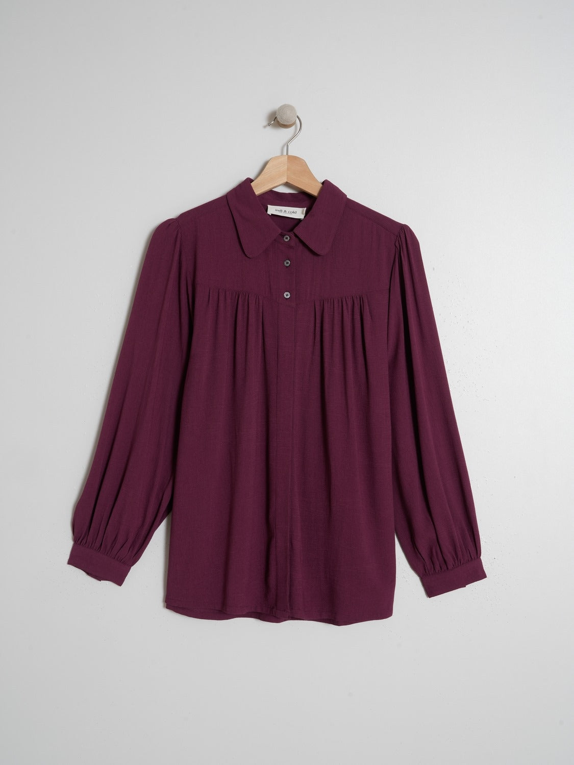 CAMISA LISA ROMÁNTICA