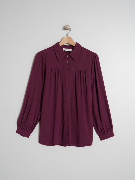 CAMISA LISA ROMÁNTICA
