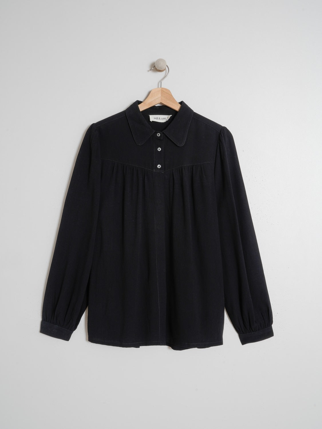 CAMISA LISA ROMÁNTICA